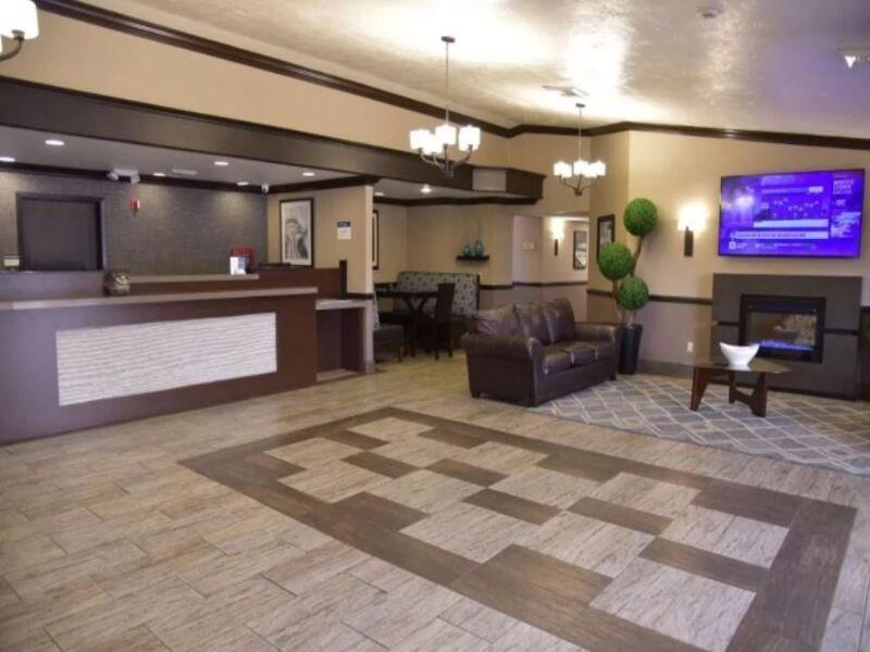 Best Western Plus Las Vegas West Exterior photo