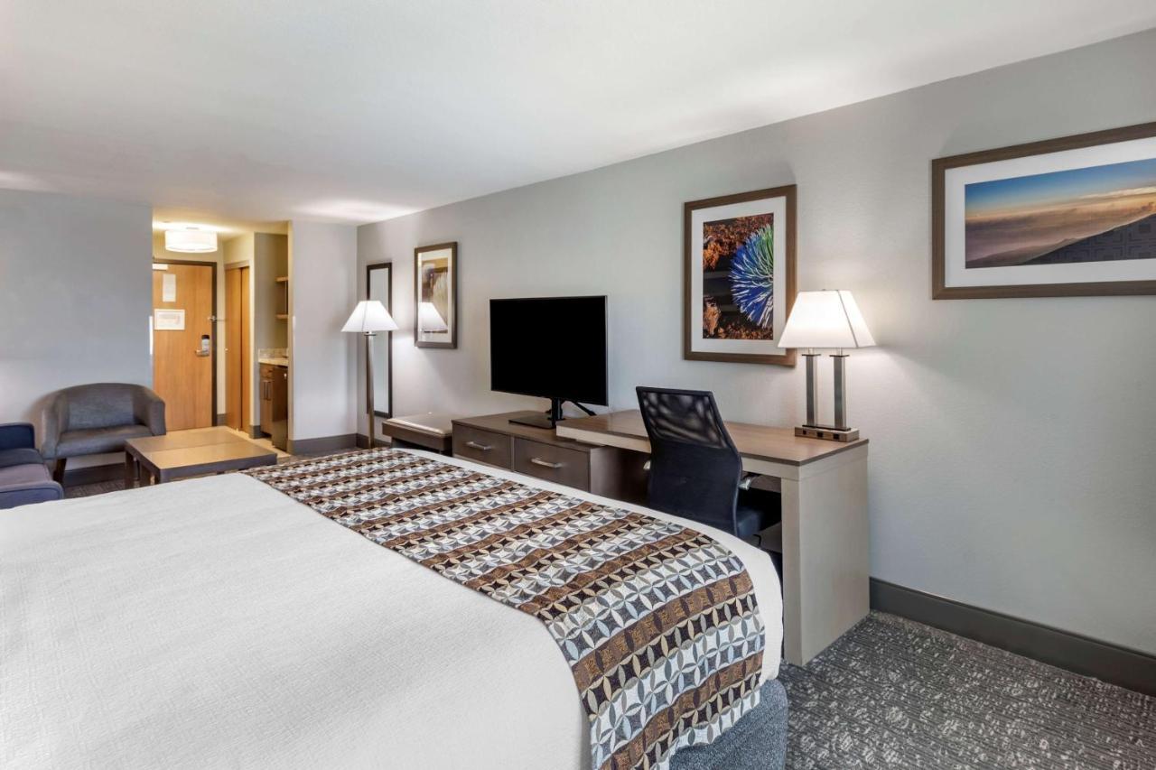 Best Western Plus Las Vegas West Exterior photo