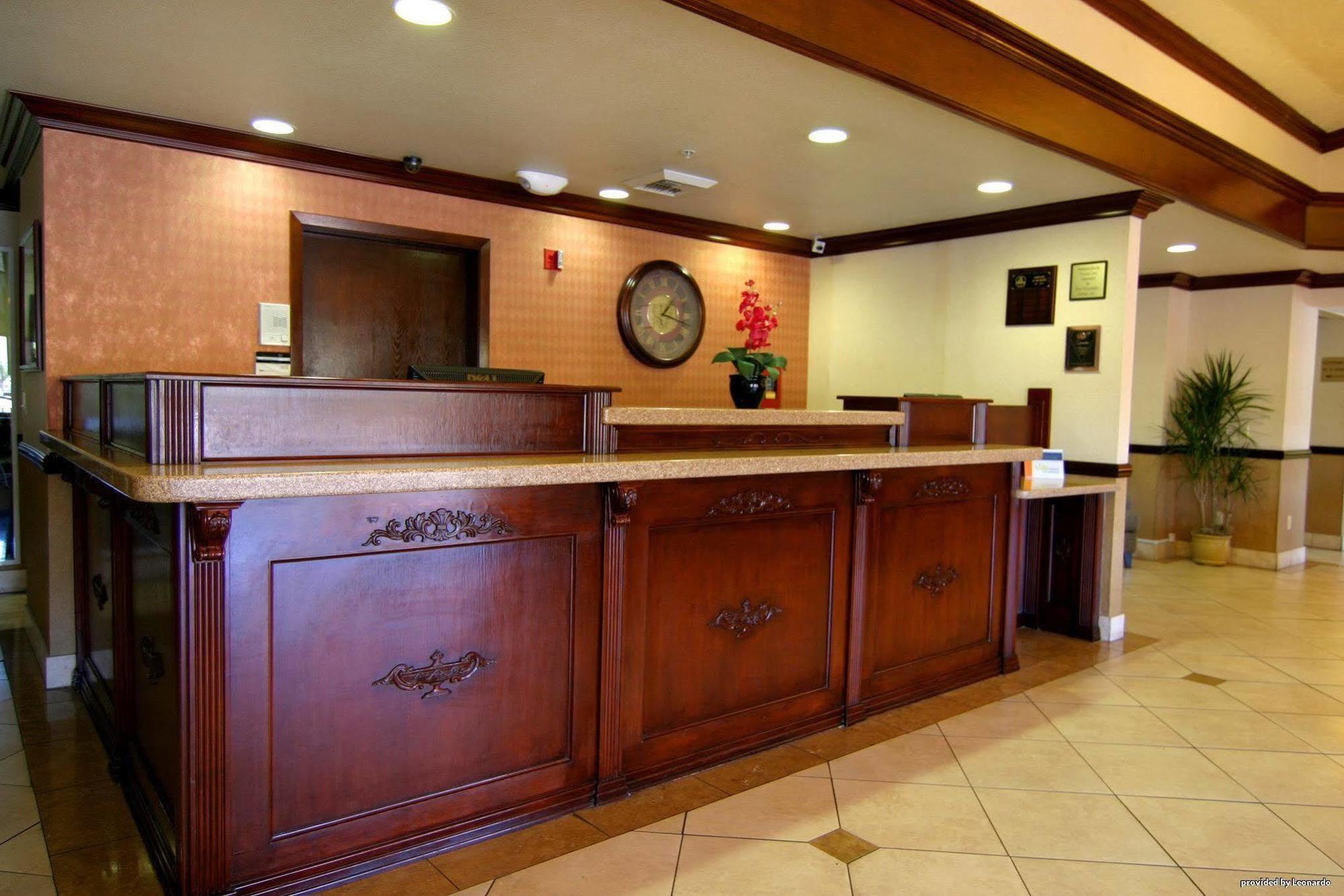 Best Western Plus Las Vegas West Interior photo