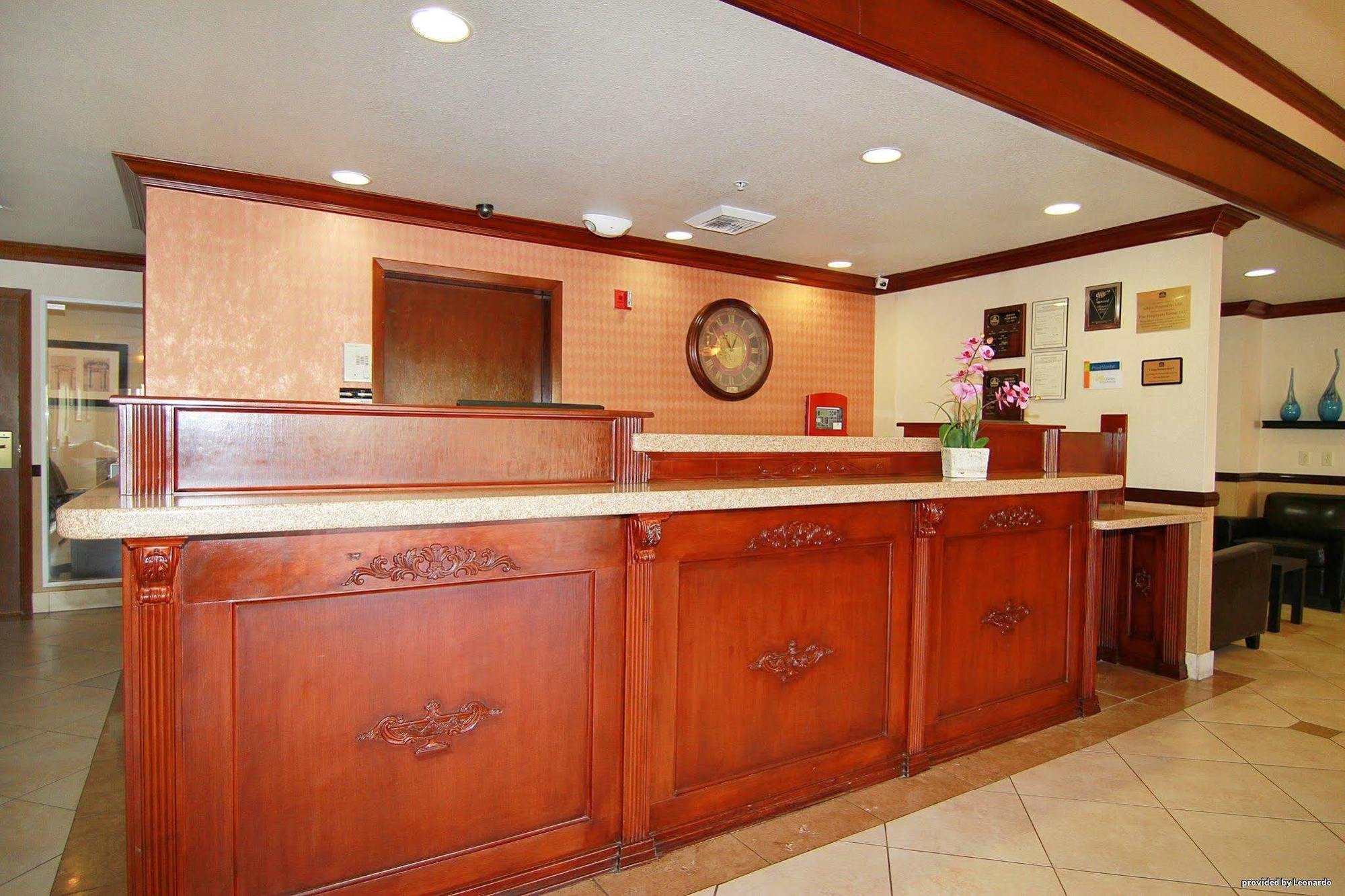 Best Western Plus Las Vegas West Interior photo