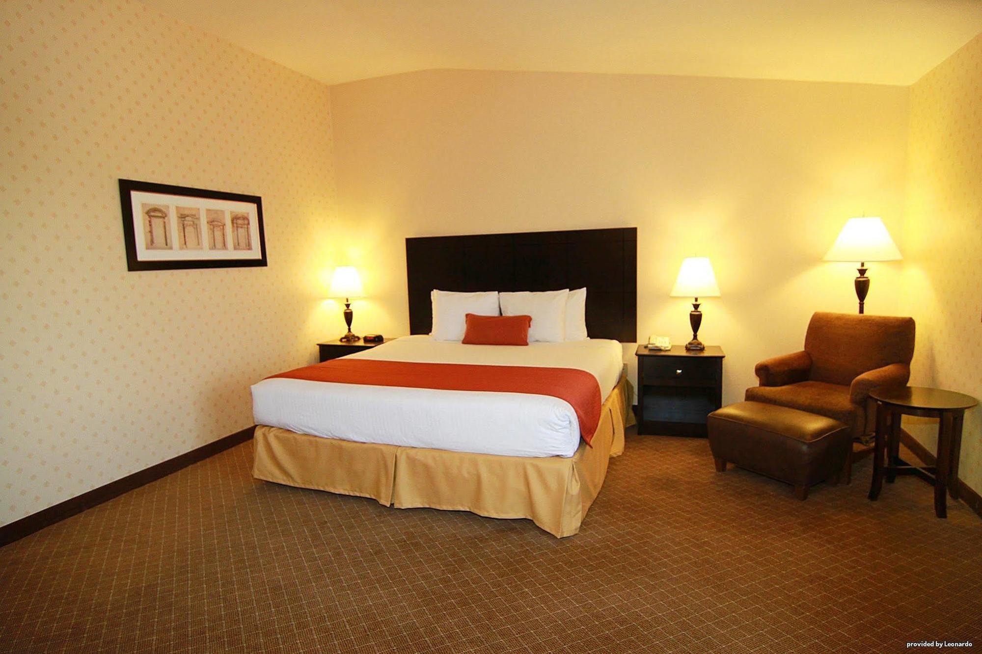Best Western Plus Las Vegas West Room photo